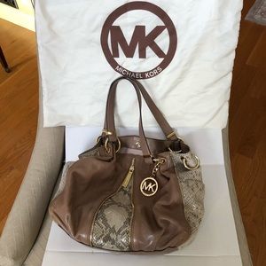 Michael Kors bag